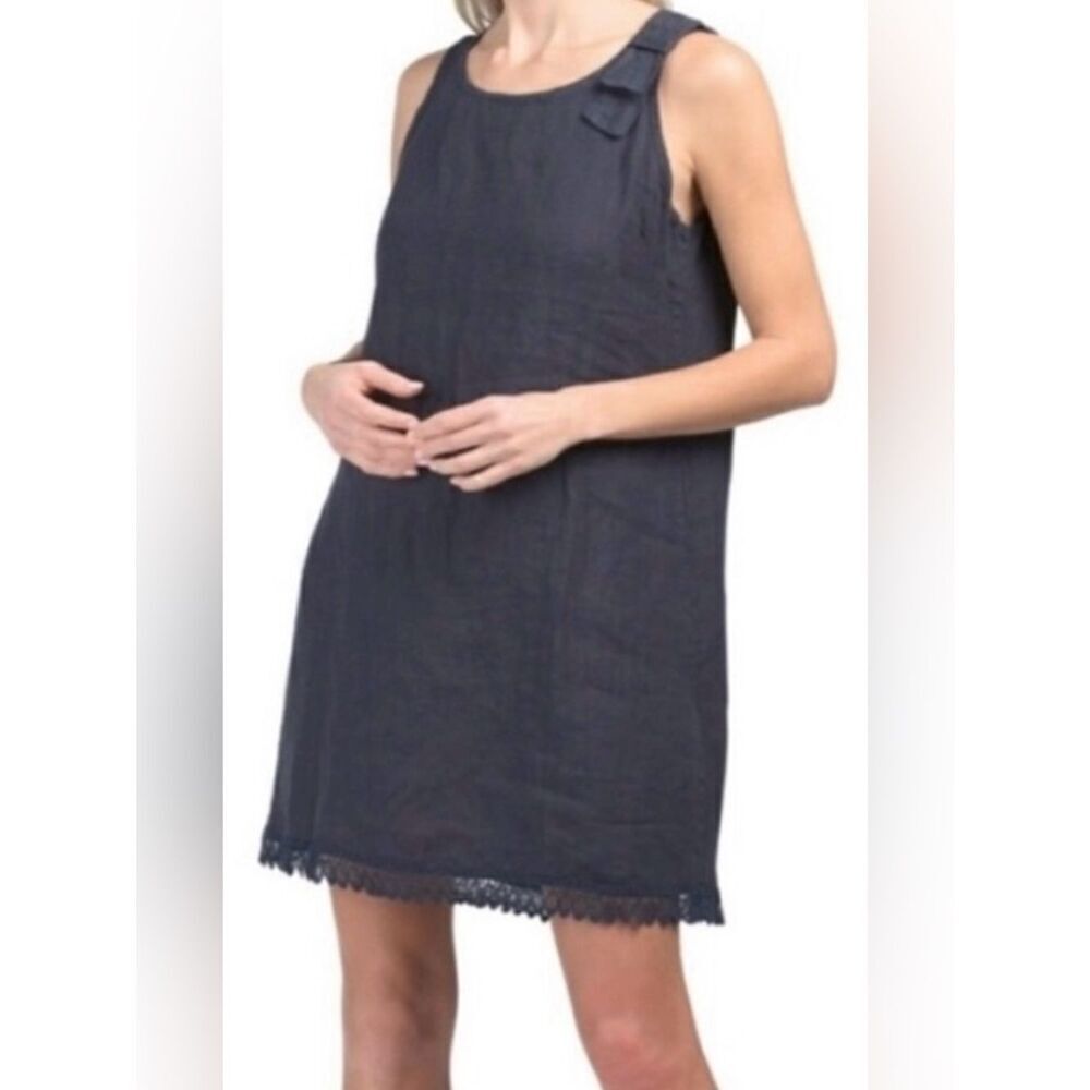 Sleeveless Black Mini Dress with Lace Hem